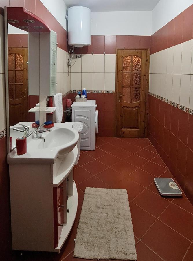 Fabio'S Apartment Vlore Luaran gambar